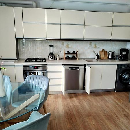 Exclusive Living Apartment Bucarest Esterno foto