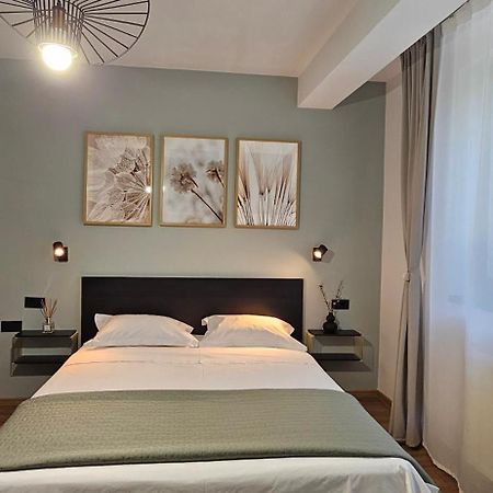 Exclusive Living Apartment Bucarest Esterno foto