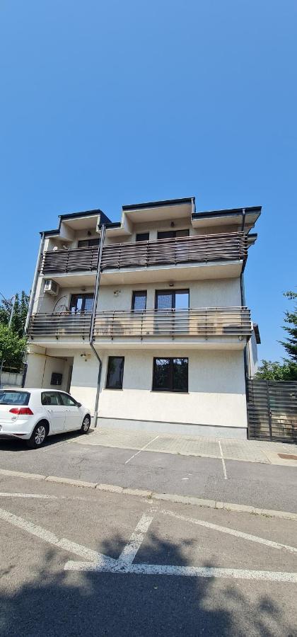 Exclusive Living Apartment Bucarest Esterno foto