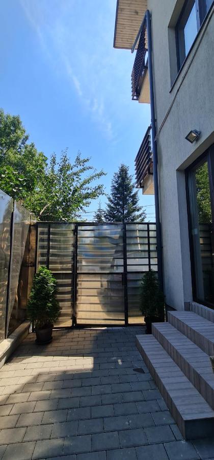 Exclusive Living Apartment Bucarest Esterno foto