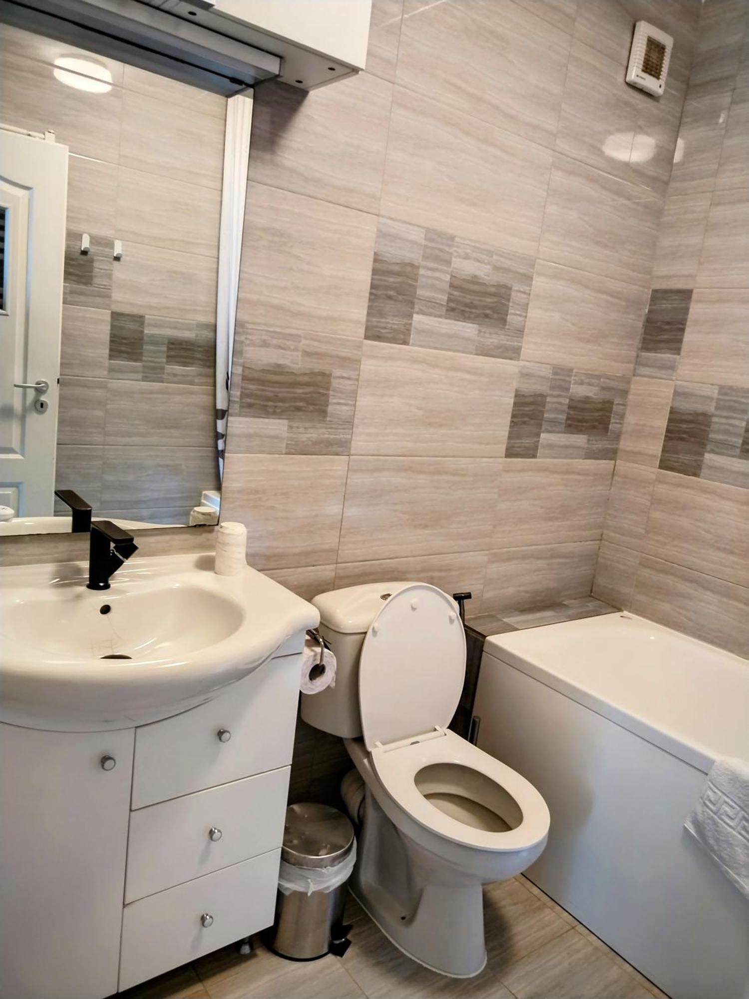 Exclusive Living Apartment Bucarest Esterno foto