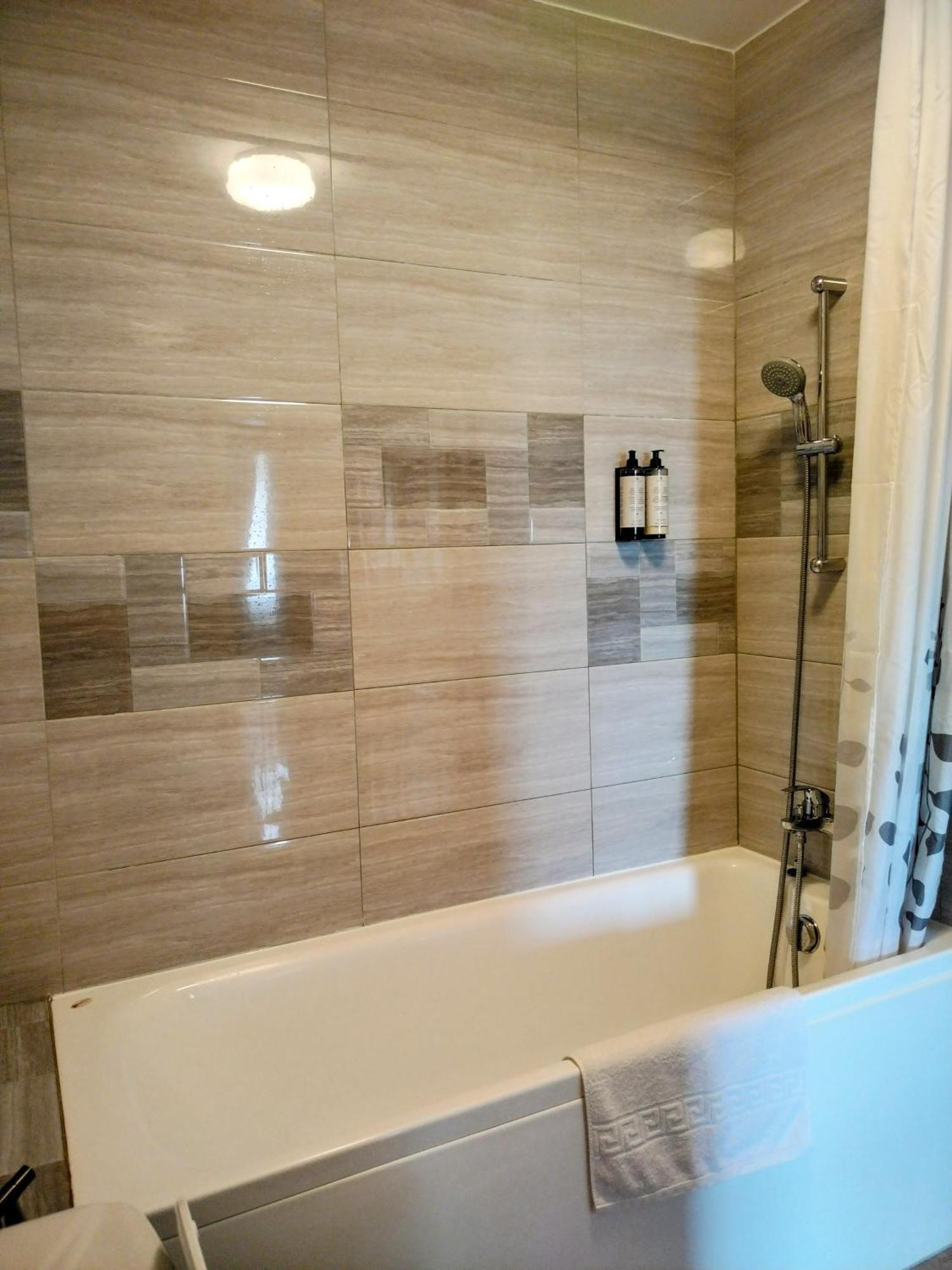 Exclusive Living Apartment Bucarest Esterno foto